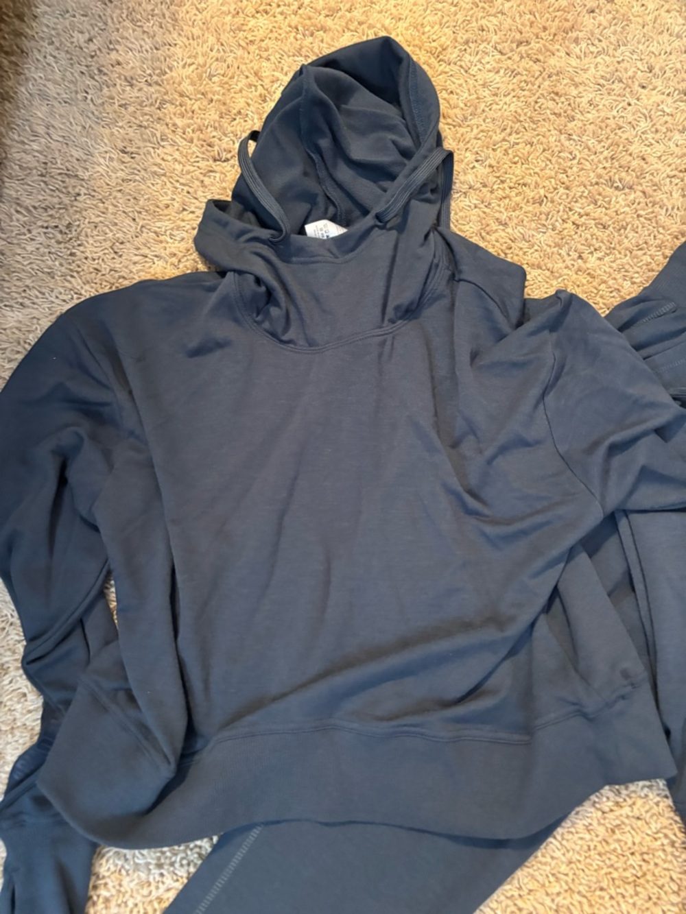 Alexo size small hoodie with pants w/built in pocket for self defense item - Picture 4 of 7